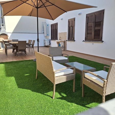 Dd House Family Holiday Apartment Cecina  Kültér fotó