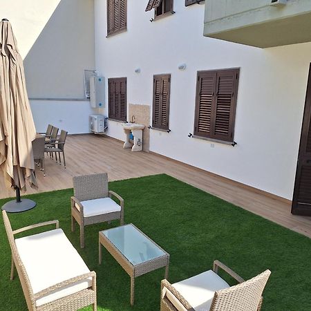Dd House Family Holiday Apartment Cecina  Kültér fotó