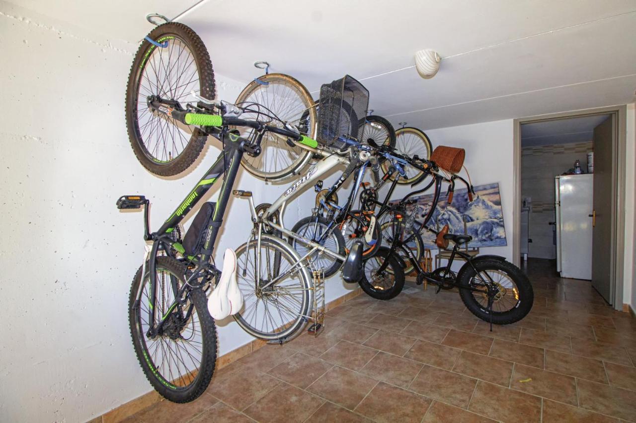 Dd House Family Holiday Apartment Cecina  Kültér fotó